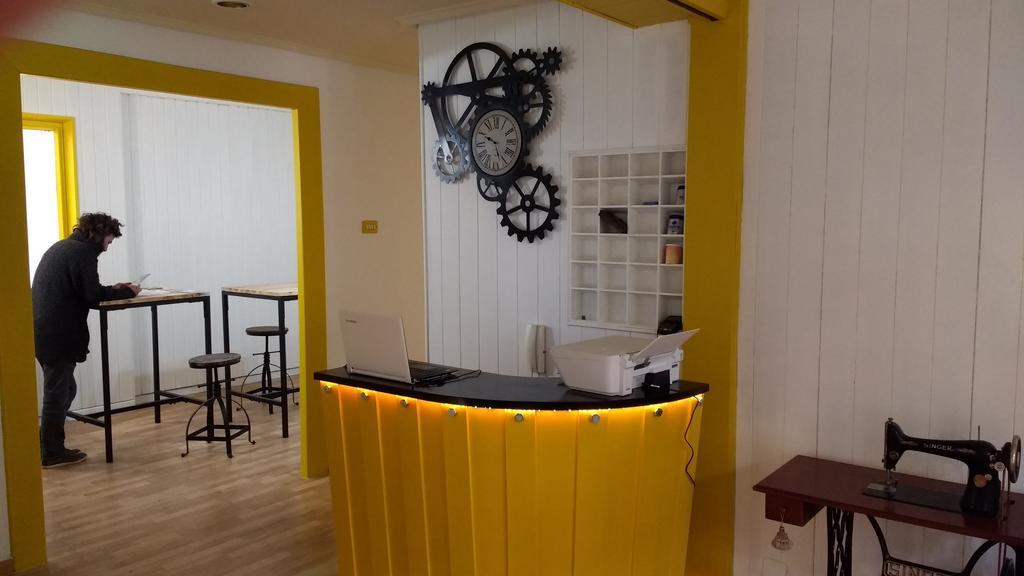 The Bridge Hotel Saragozza Esterno foto