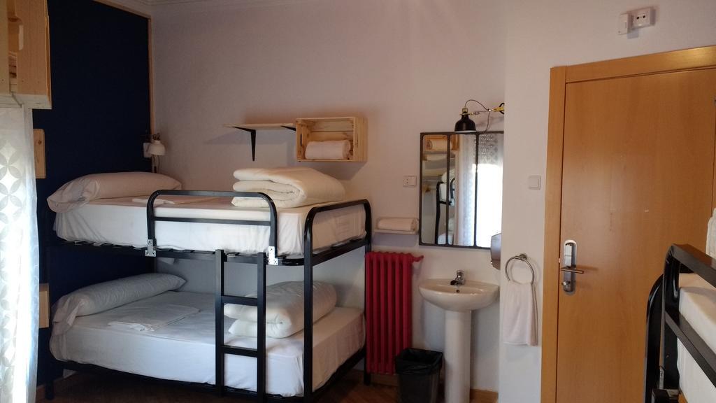 The Bridge Hotel Saragozza Esterno foto